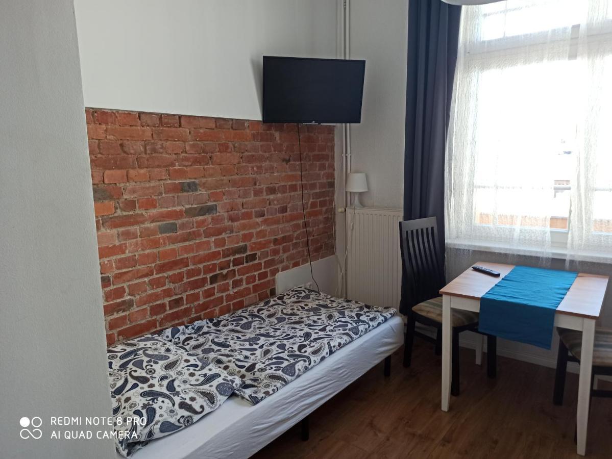 Hostel Palacyk Bydgoszcz Esterno foto